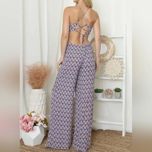 #298 🛑S,L Wide Leg Spaghetti Strap Plunging Neckline Jumpsuit - Picture 2 of 6